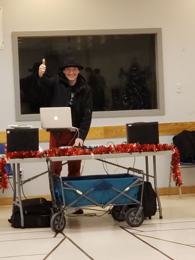 DJ MIKE JOINED US AGAIN THIS YEAR TO PROVIDE THE TUNES